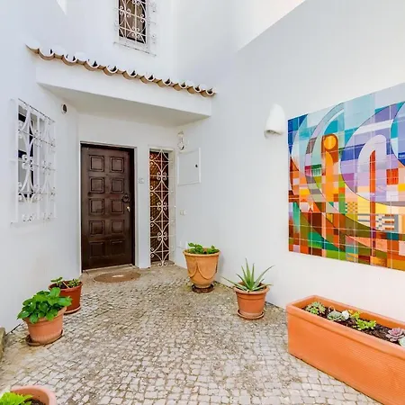 Vakantiehuis Mimi - Private T5 Oasis In The Heart Of By Lovelystay Vilamoura